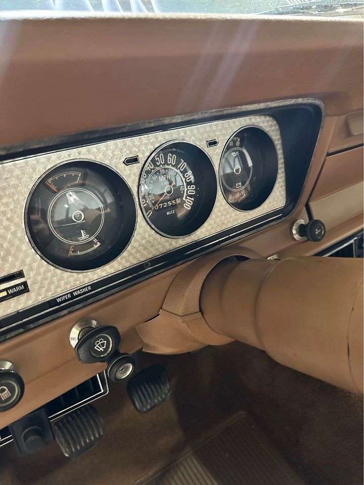 1977 Jeep J10 Golden Eagle