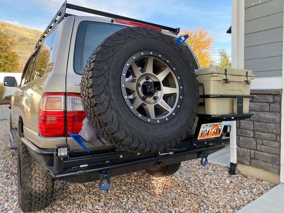 2000 Lexus LX470