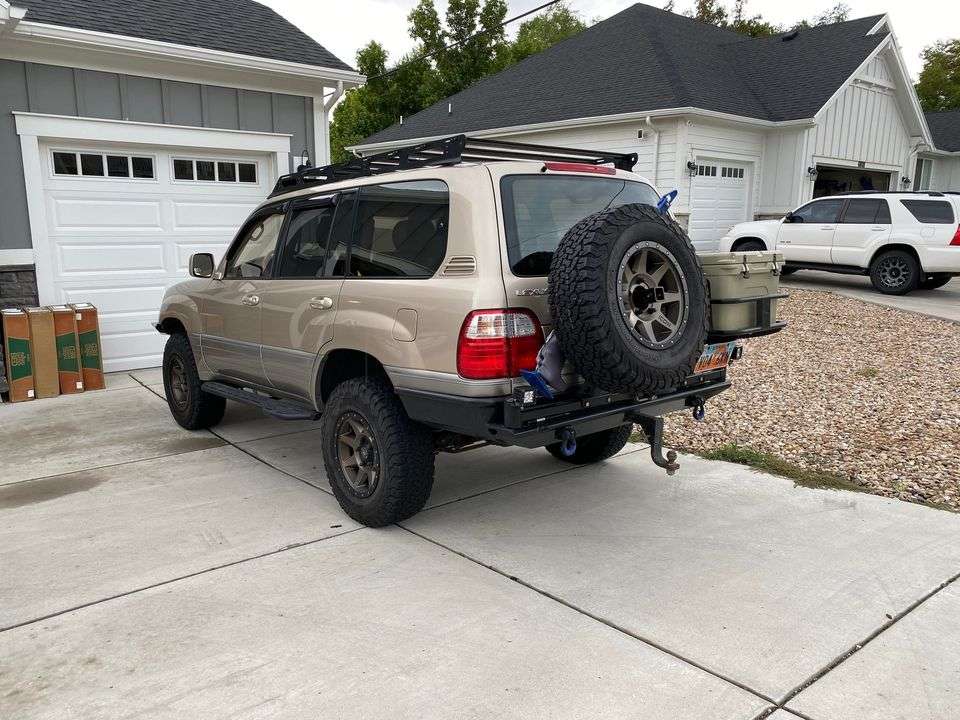 2000 Lexus LX470
