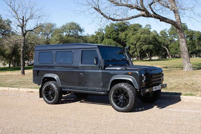 1990 Land Rover Defender 110 RHD