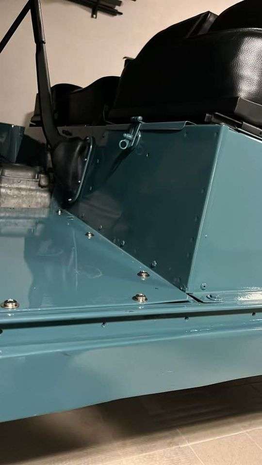 1983 Land Rover Series III 88 Diesel LHD