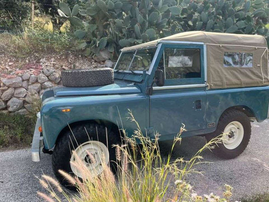 1983 Land Rover Series III 88 Diesel LHD
