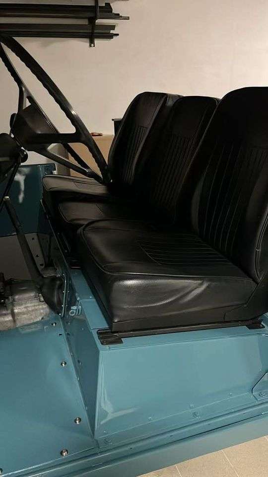 1983 Land Rover Series III 88 Diesel LHD