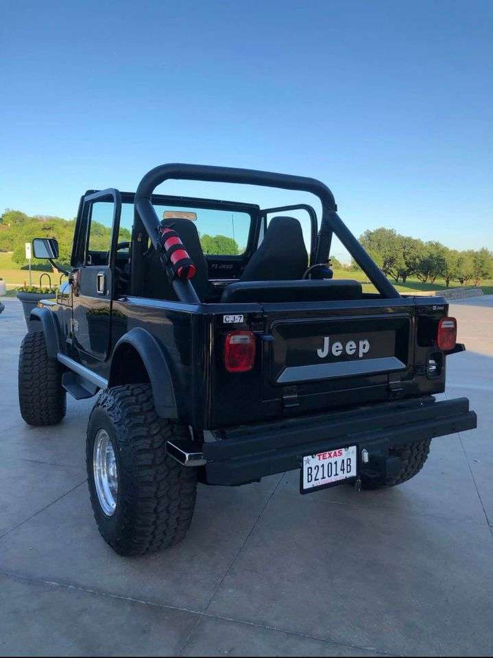 1983 Jeep CJ-7 Laredo 350 V8