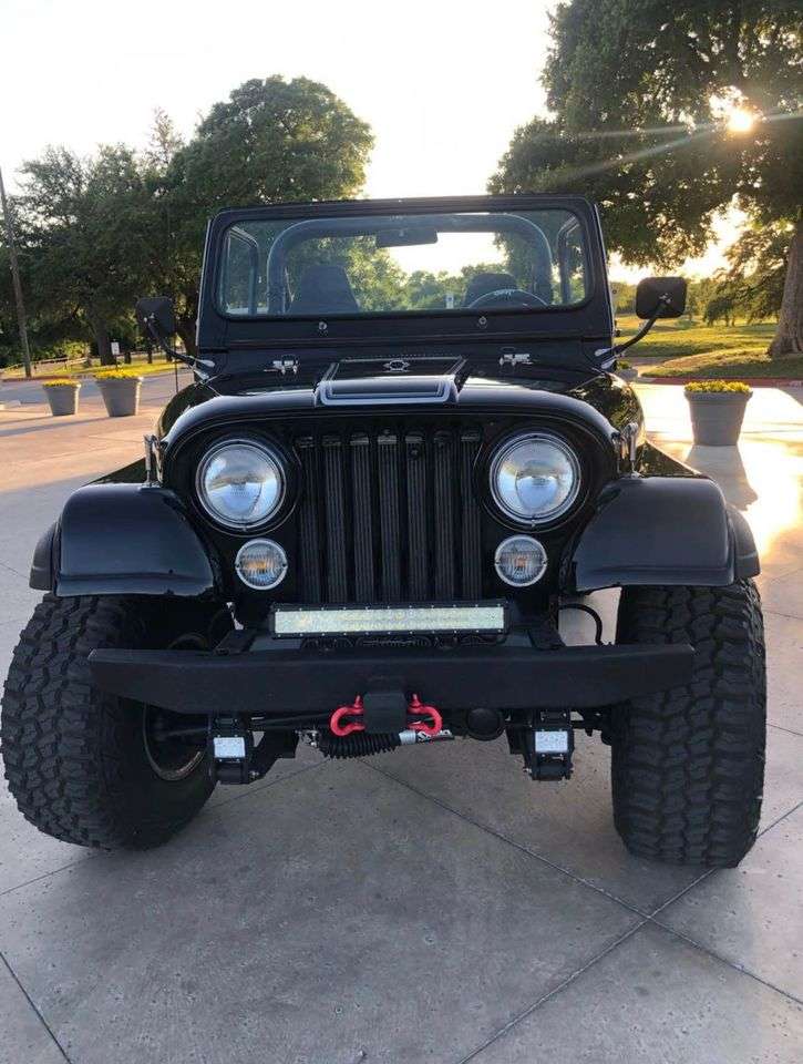 1983 Jeep CJ-7 Laredo 350 V8