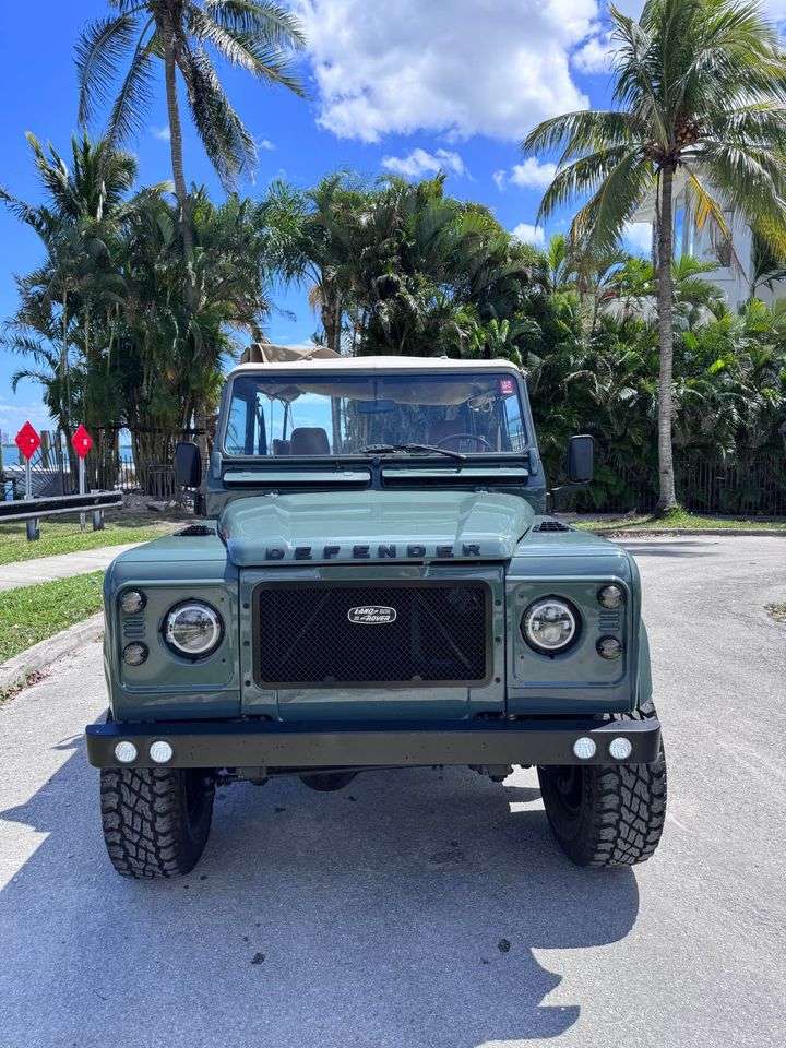1993 Land Rover Defender 90