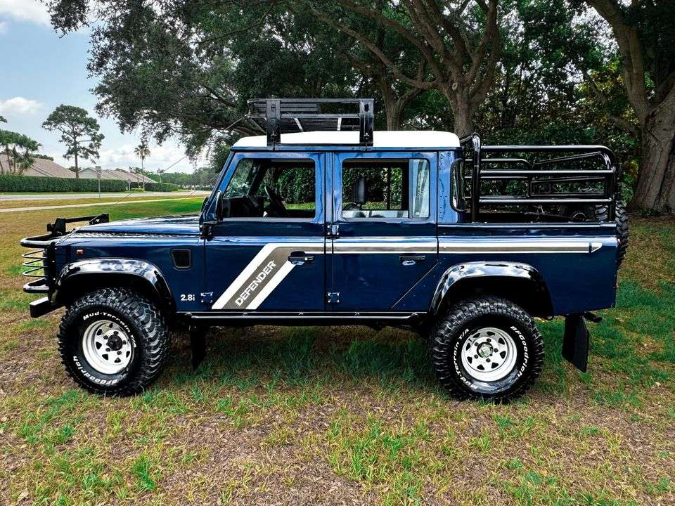1997 Land Rover Defender 110 2.8L Pickup