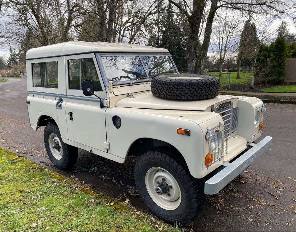 1973 Land Rover Series III 88 US Spec