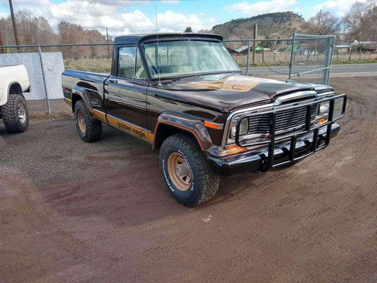 1979 Jeep J10 Golden Eagle