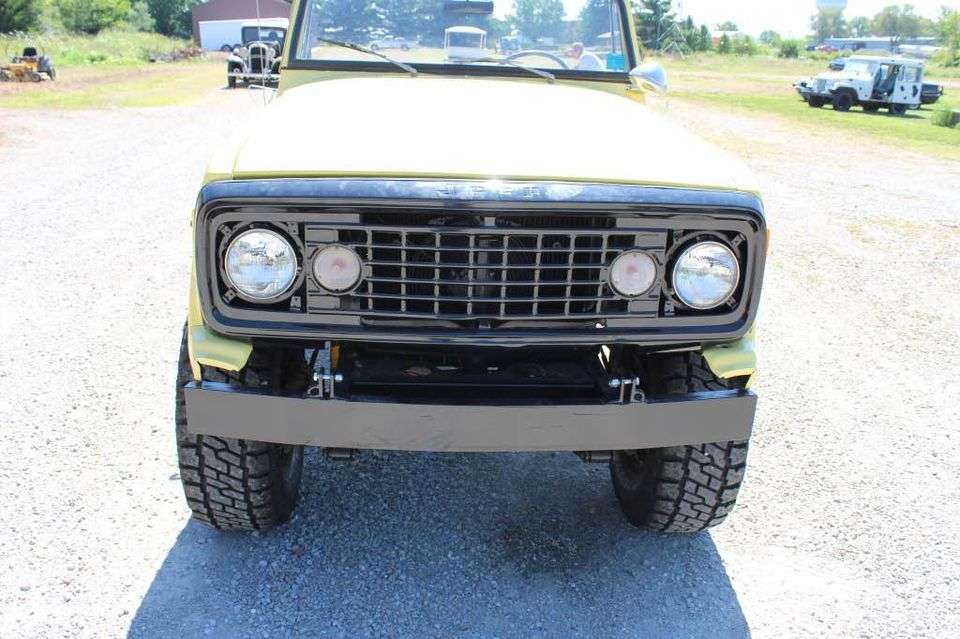 1973 Jeep Commando