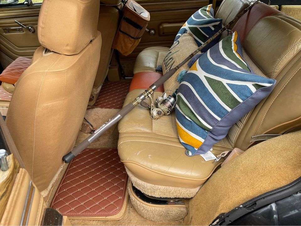1988 Jeep Grand Wagoneer
