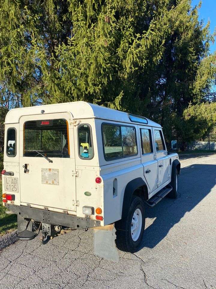 1998 Land Rover Defender 110 LSE