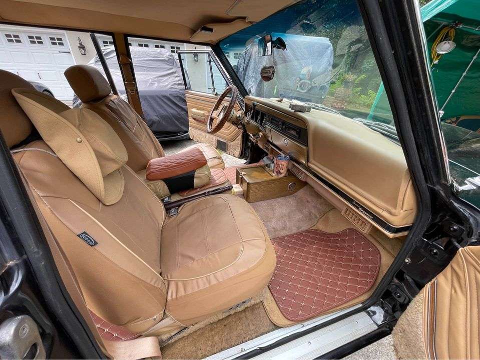 1988 Jeep Grand Wagoneer