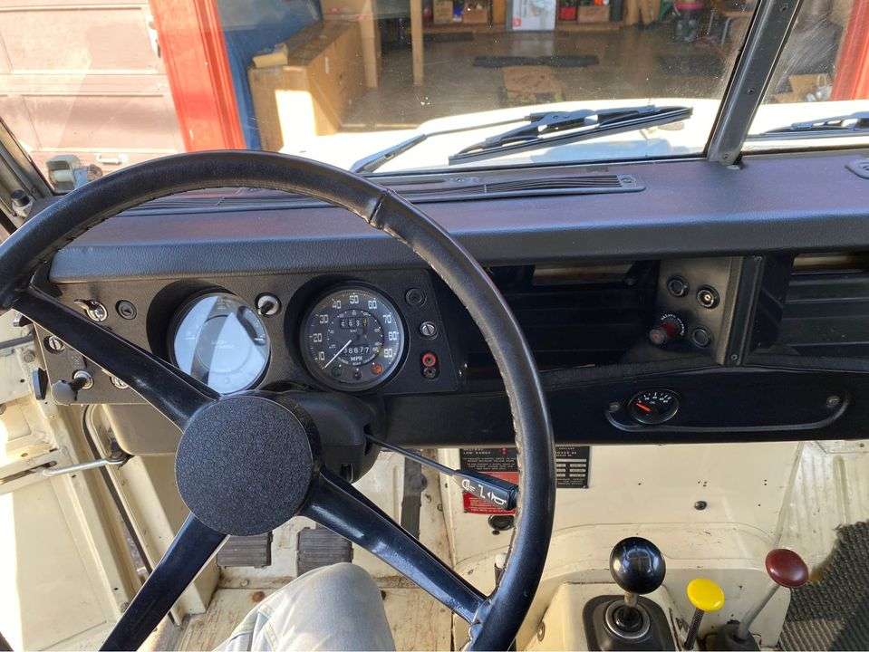 1973 Land Rover Series III 88 US Spec