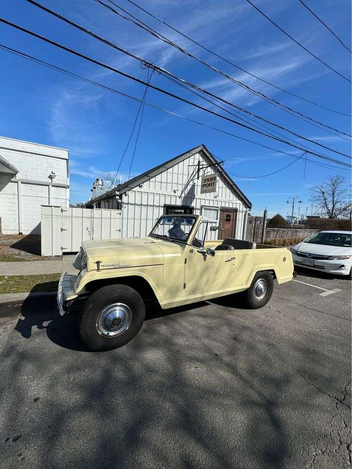 1969 Jeepster Commando