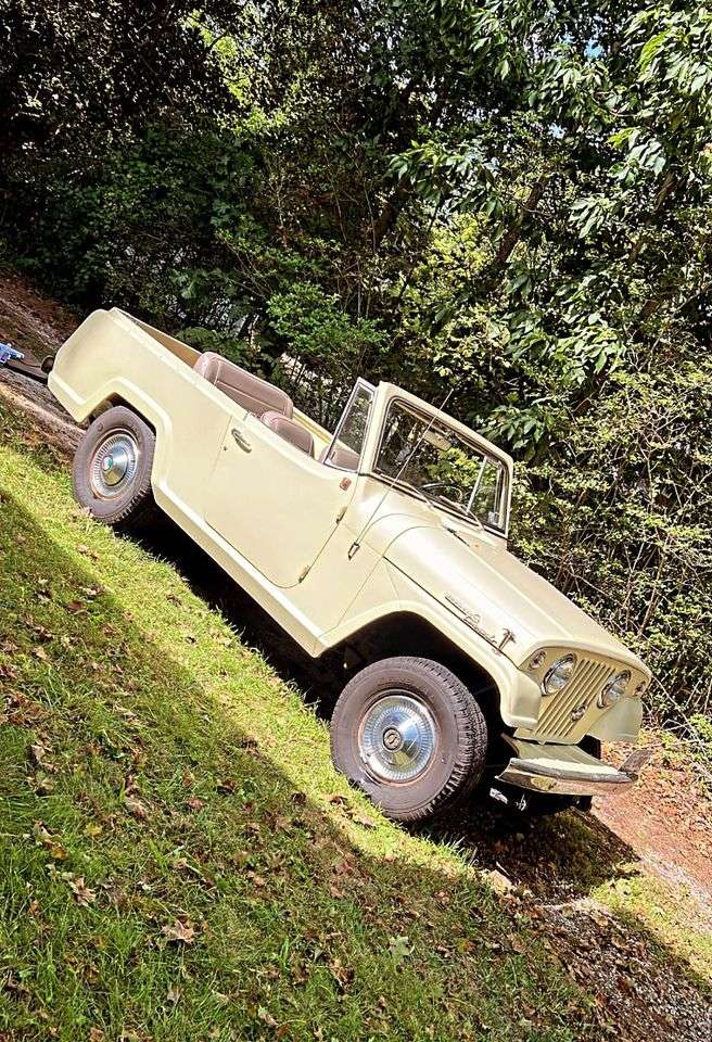 1969 Jeepster Commando