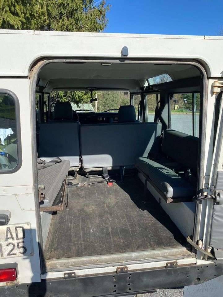 1998 Land Rover Defender 110 LSE