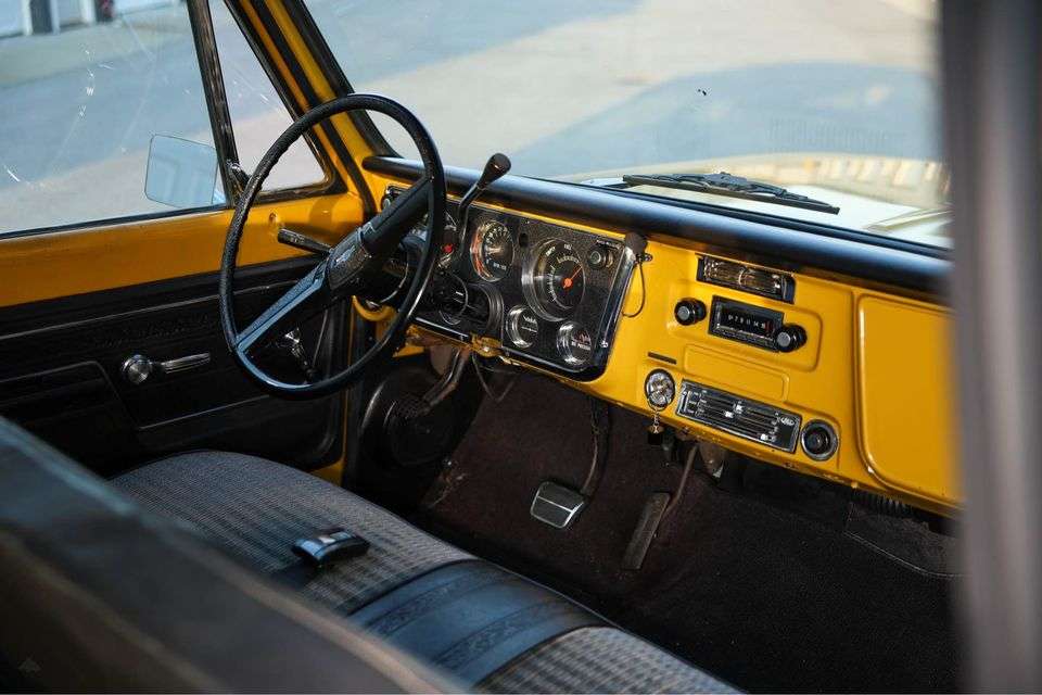 1972 Chevrolet Suburban C20
