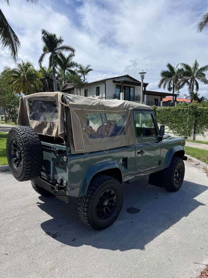 1993 Land Rover Defender 90