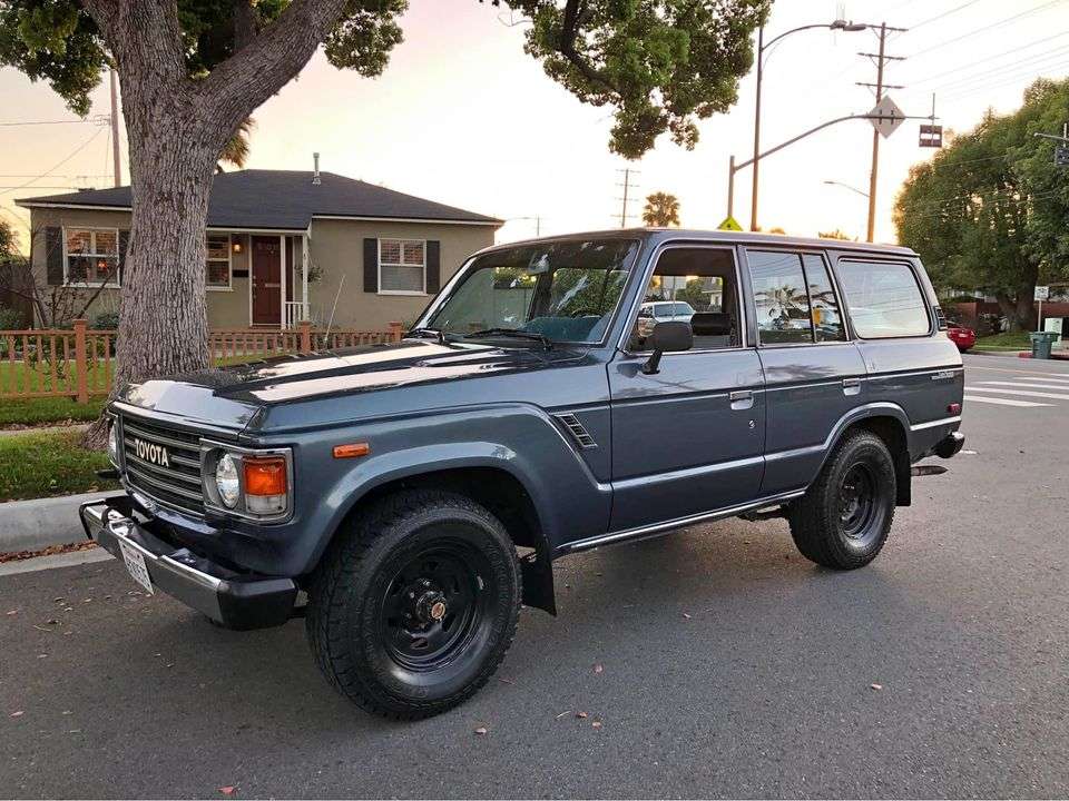 1987 Toyota FJ60 Land Cruiser