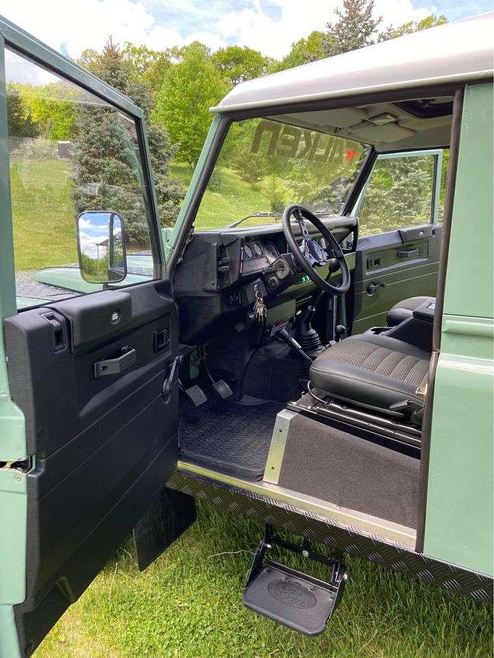 1991 Land Rover Defender 110 LHD Overland