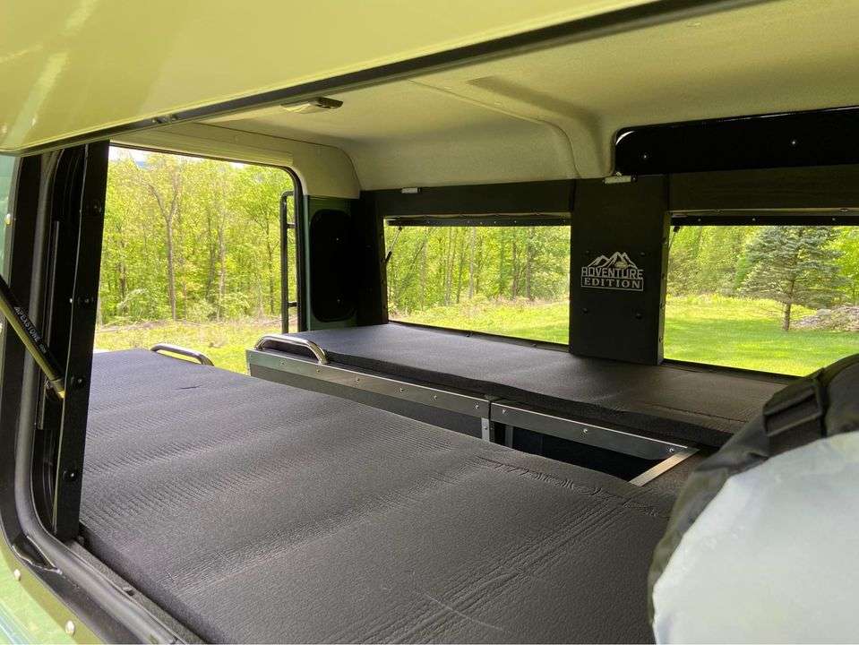 1991 Land Rover Defender 110 LHD Overland