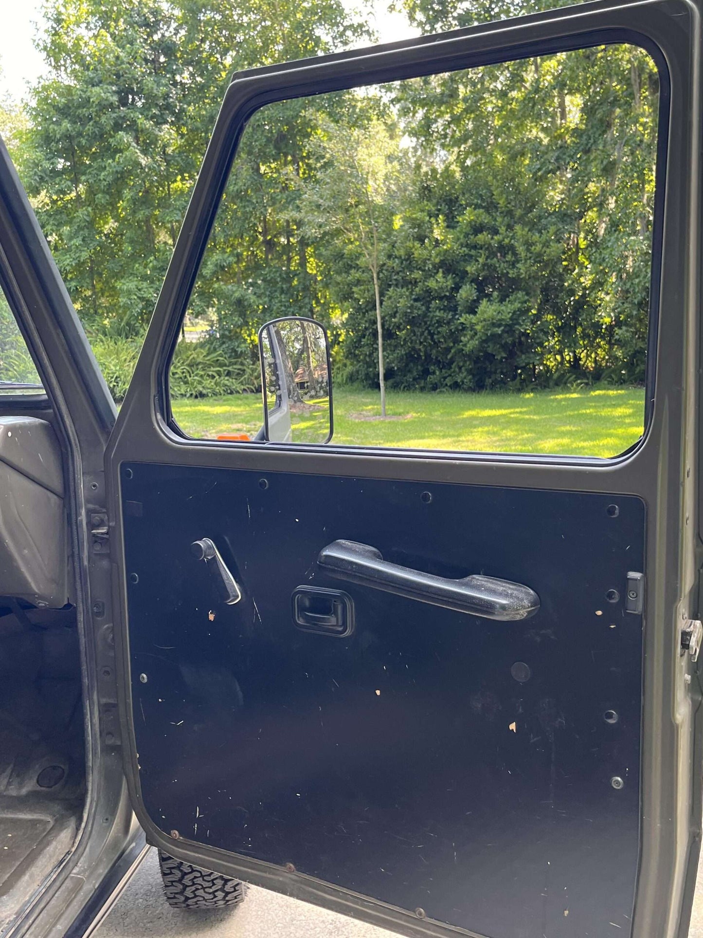 1990 Puch (Mercedes) 230 GE