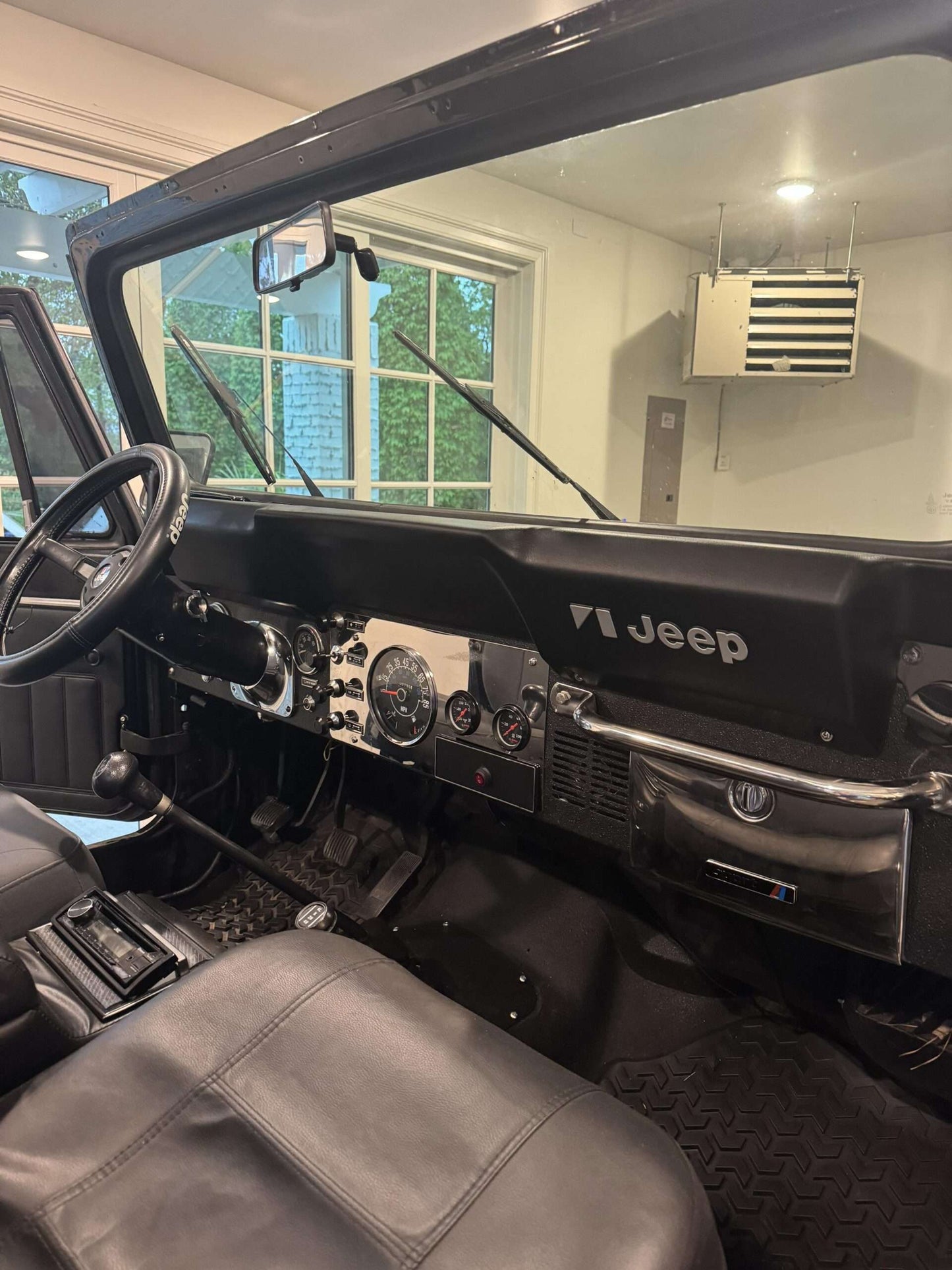 1983 Jeep CJ-7 Laredo 350 V8