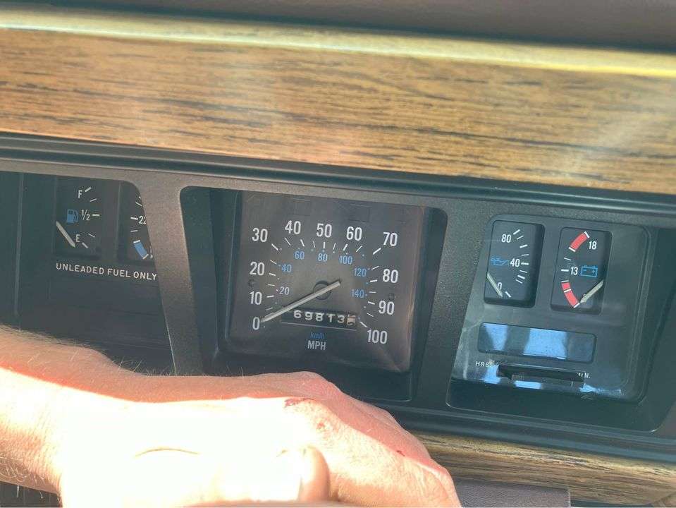 1991 Jeep Grand Wagoneer Final Edition