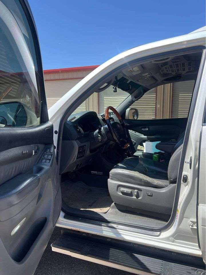 2004 Lexus GX 470