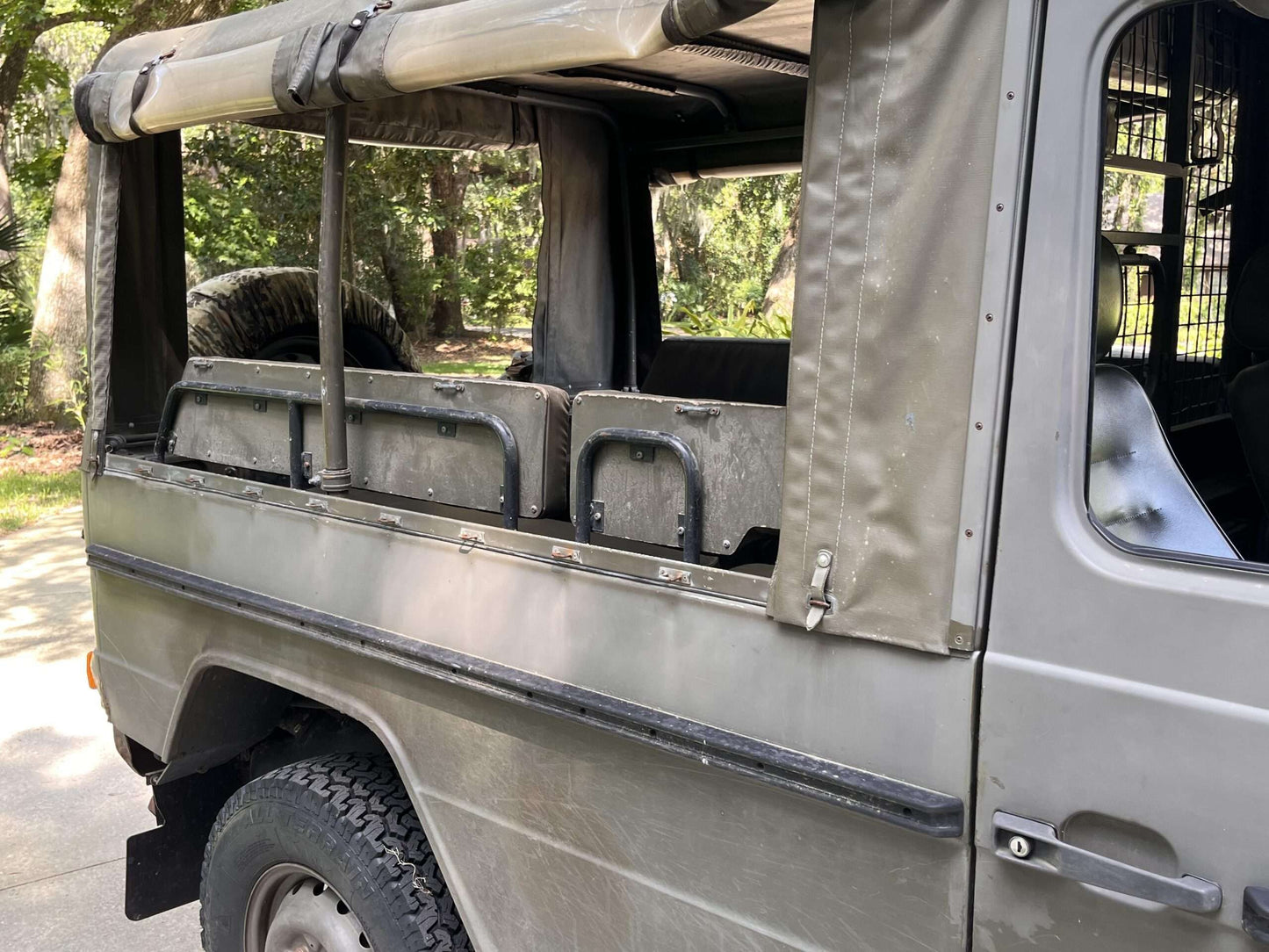 1990 Puch (Mercedes) 230 GE