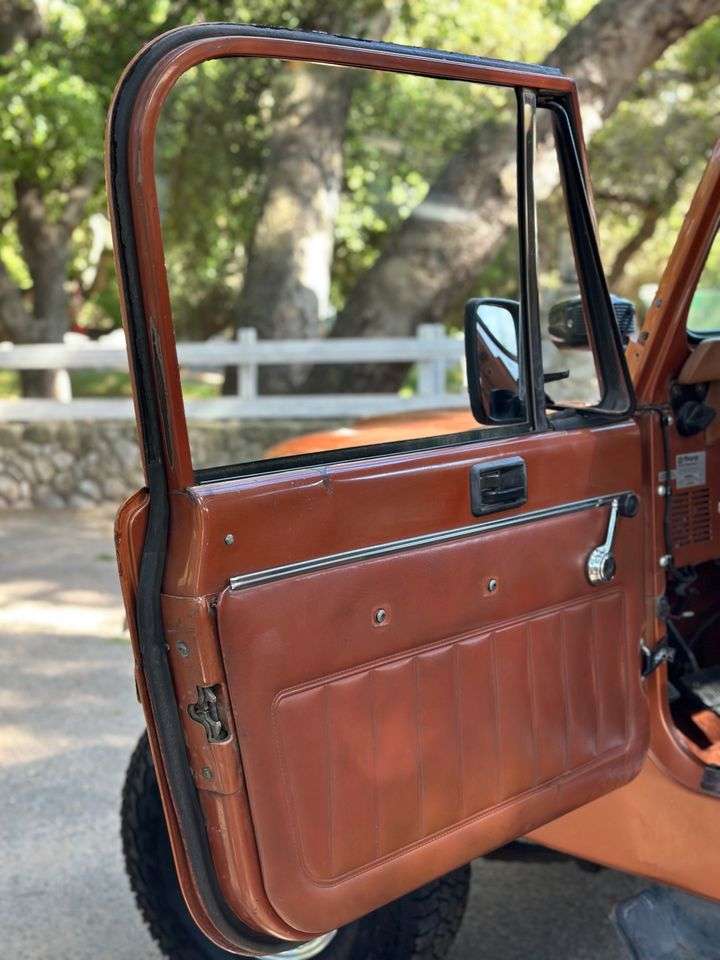 1983 Jeep Scrambler (For Charity!)