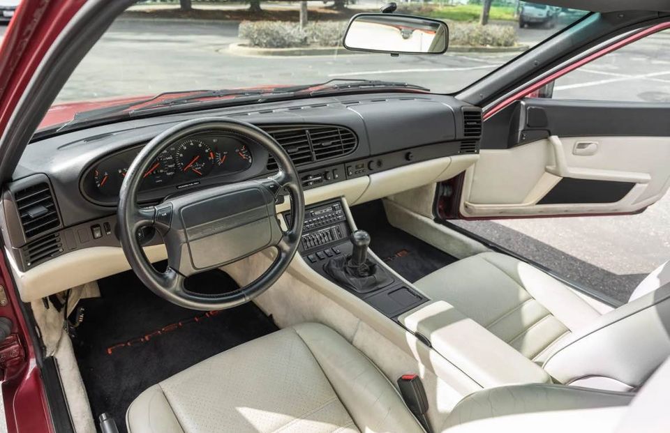 1989 Porsche 944 Turbo
