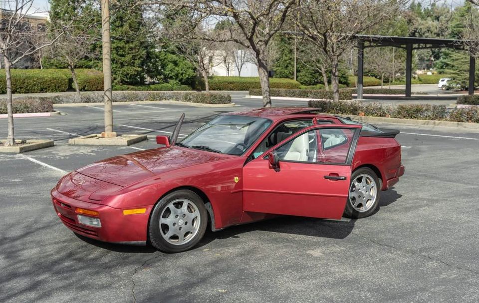 1989 Porsche 944 Turbo