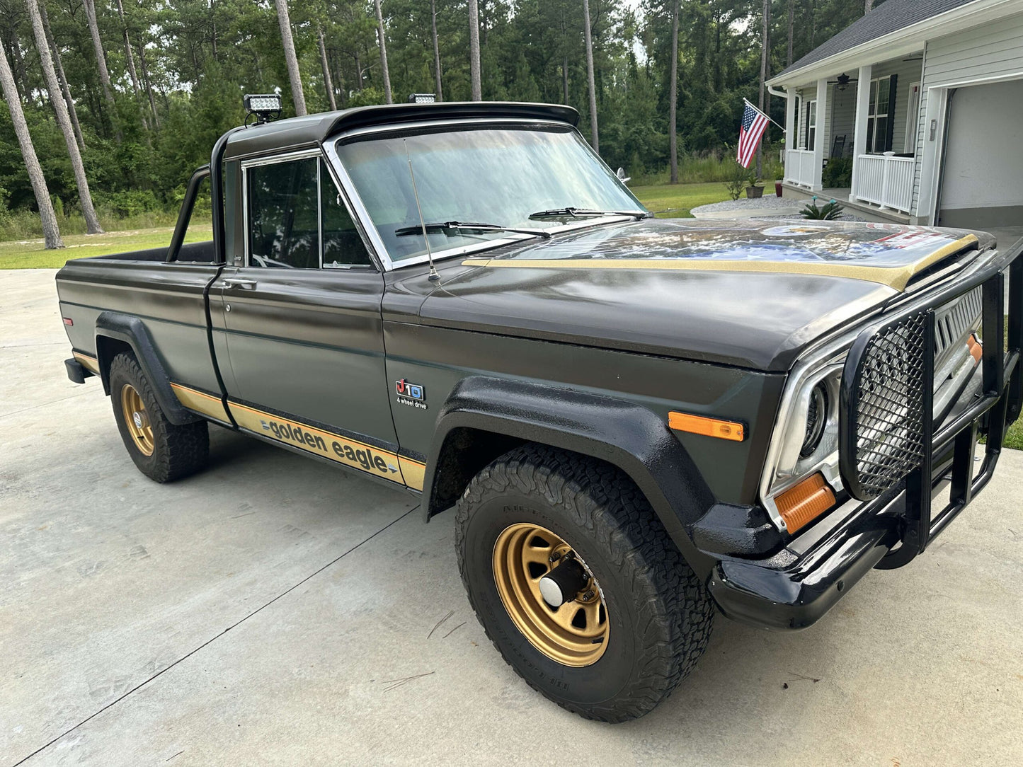 1977 Jeep J10 Golden Eagle