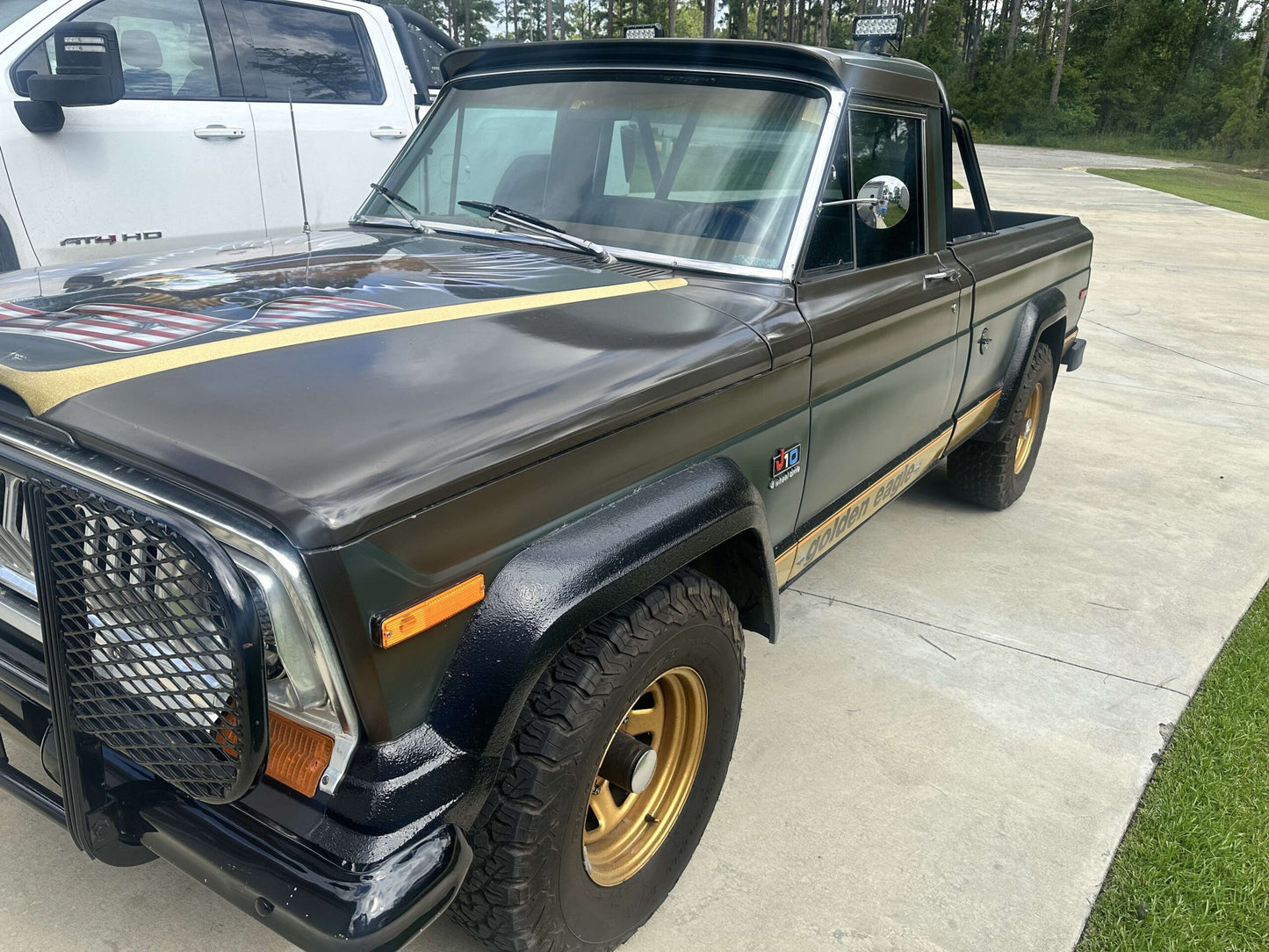 1977 Jeep J10 Golden Eagle