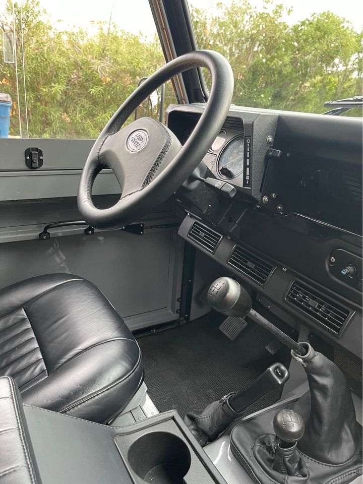 1996 Land Rover Defender 90 LHD