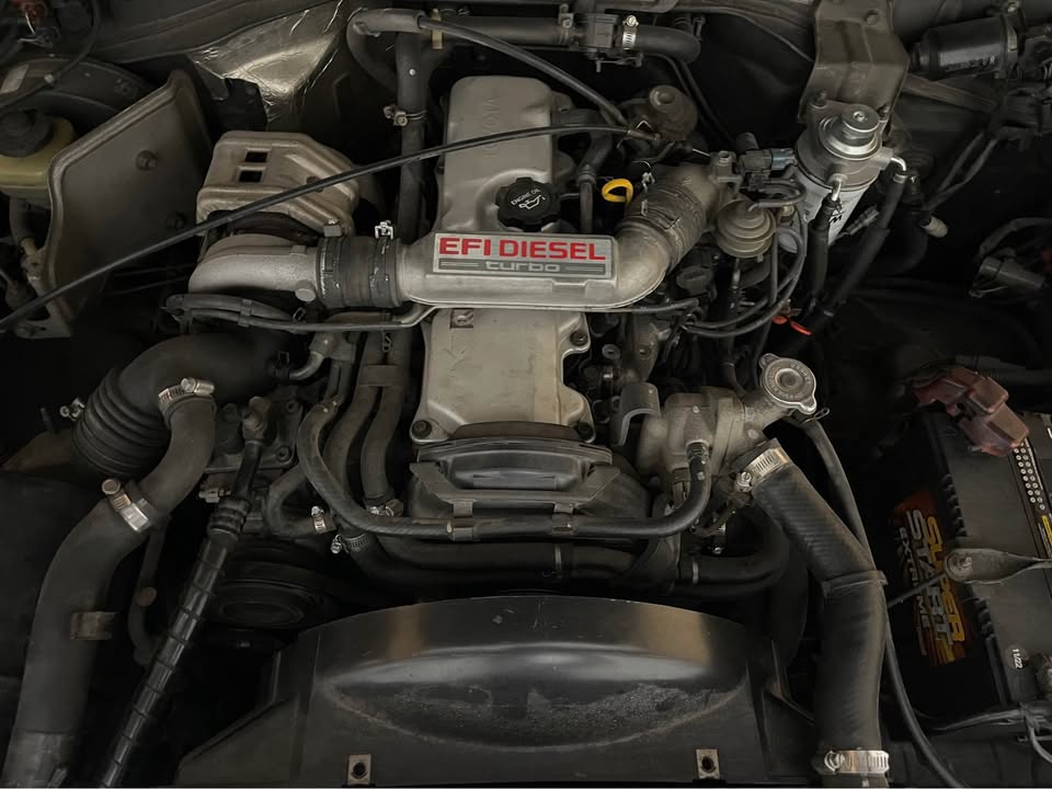 1991 Toyota Land Cruiser J78 Prado