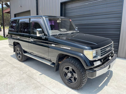 1991 Toyota Land Cruiser J78 Prado