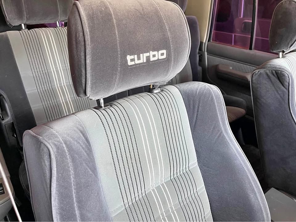 1991 Toyota Land Cruiser J78 Prado