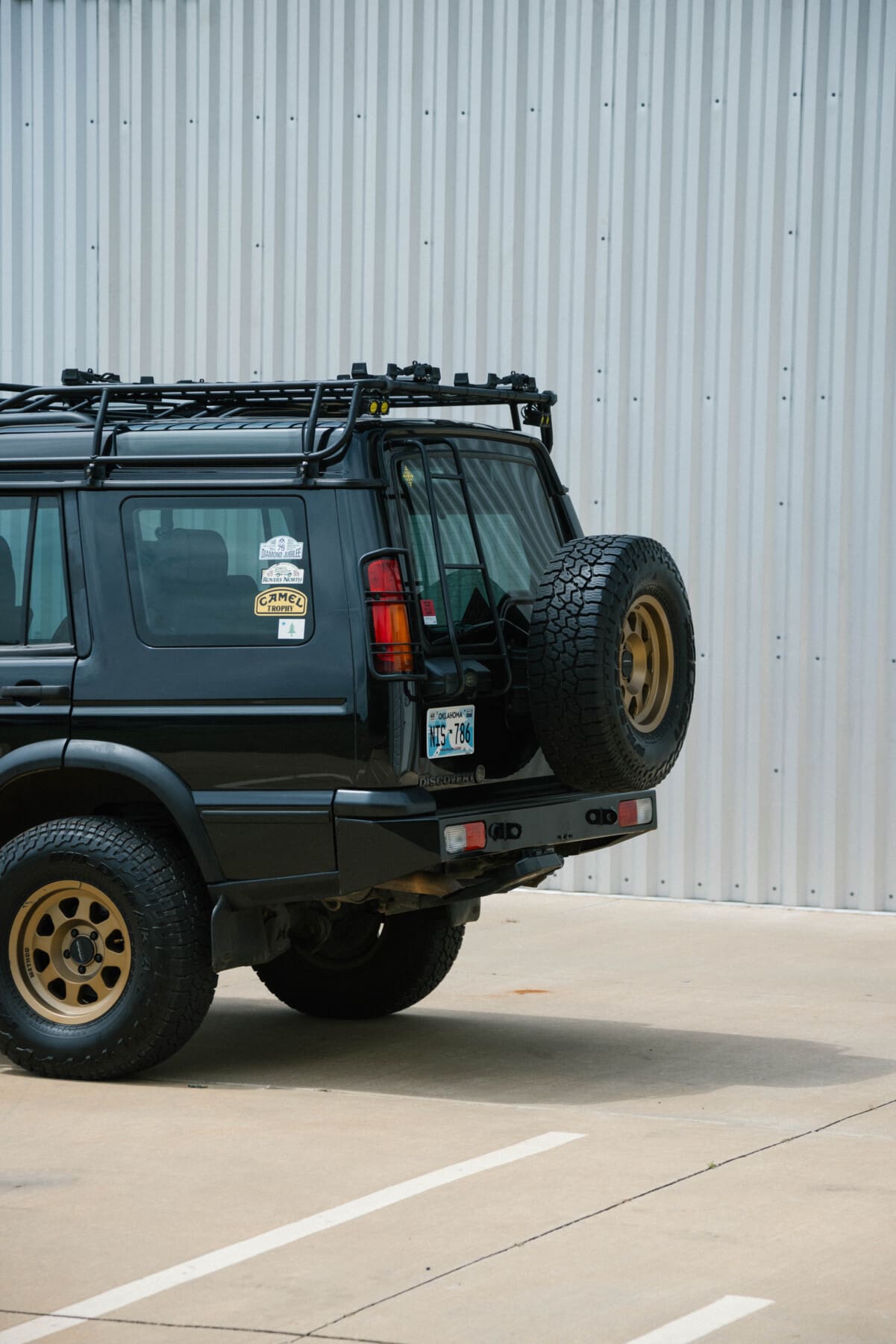 2004 Land Rover Discovery II LS Swap