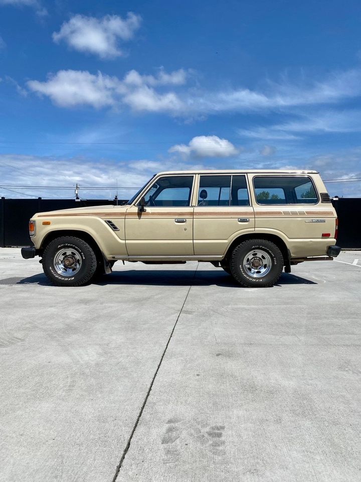 1985 Toyota Land Cruiser FJ60 4-Speed