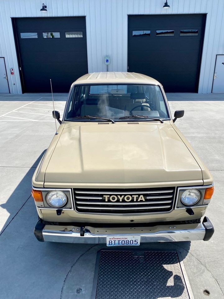 1985 Toyota Land Cruiser FJ60 4-Speed