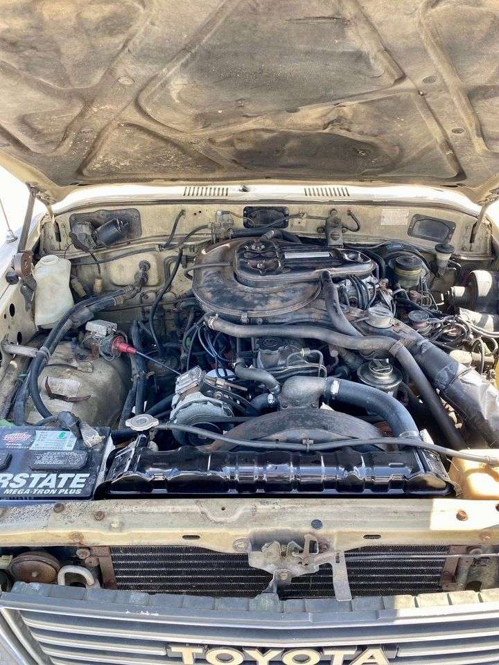 1985 Toyota Land Cruiser FJ60 4-Speed