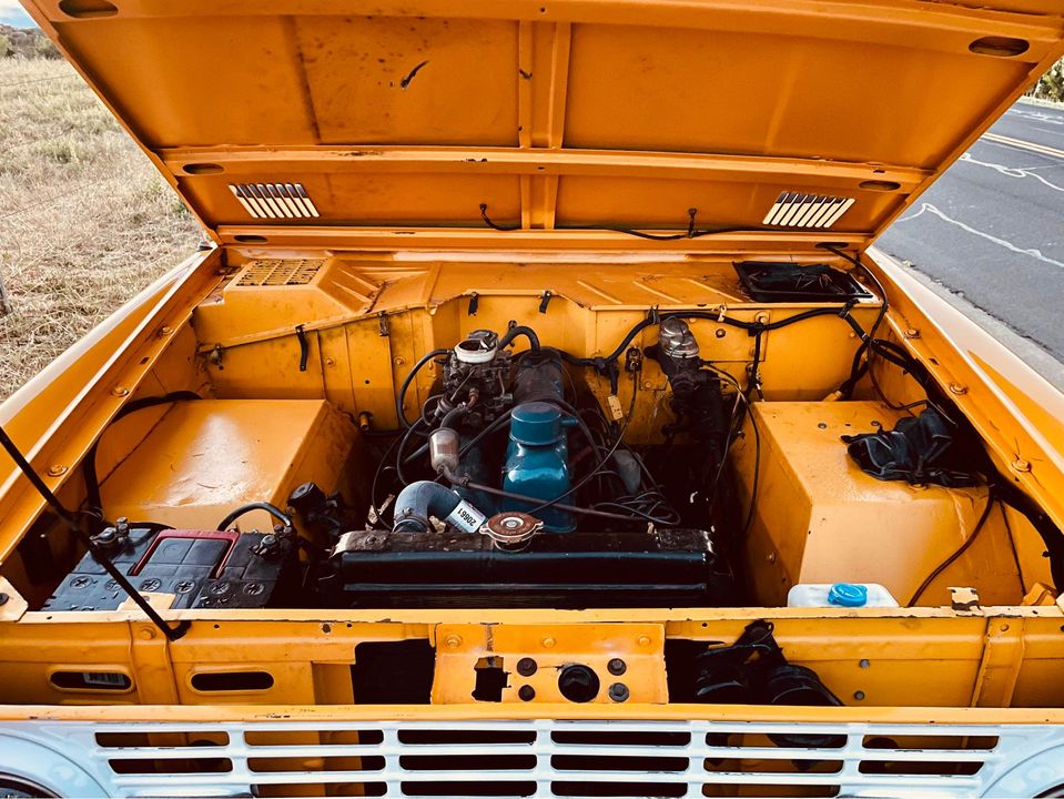 1971 Ford Bronco (Uncut Fenders)