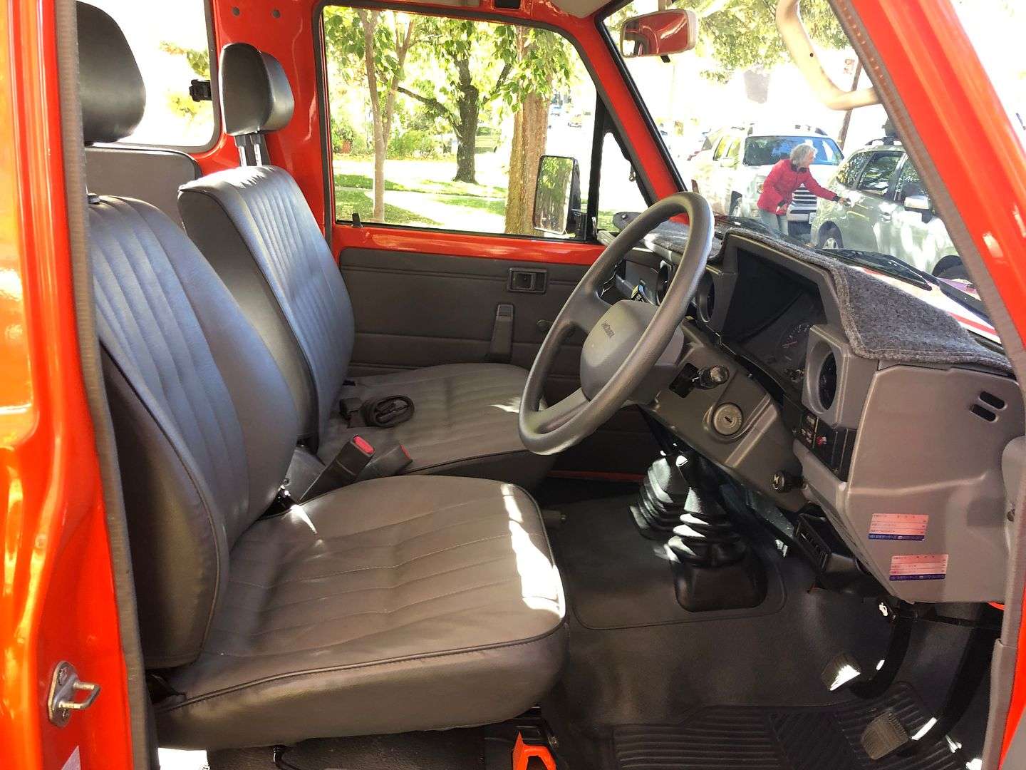 1994 Toyota Land Cruiser HZJ75 Troop Carrier