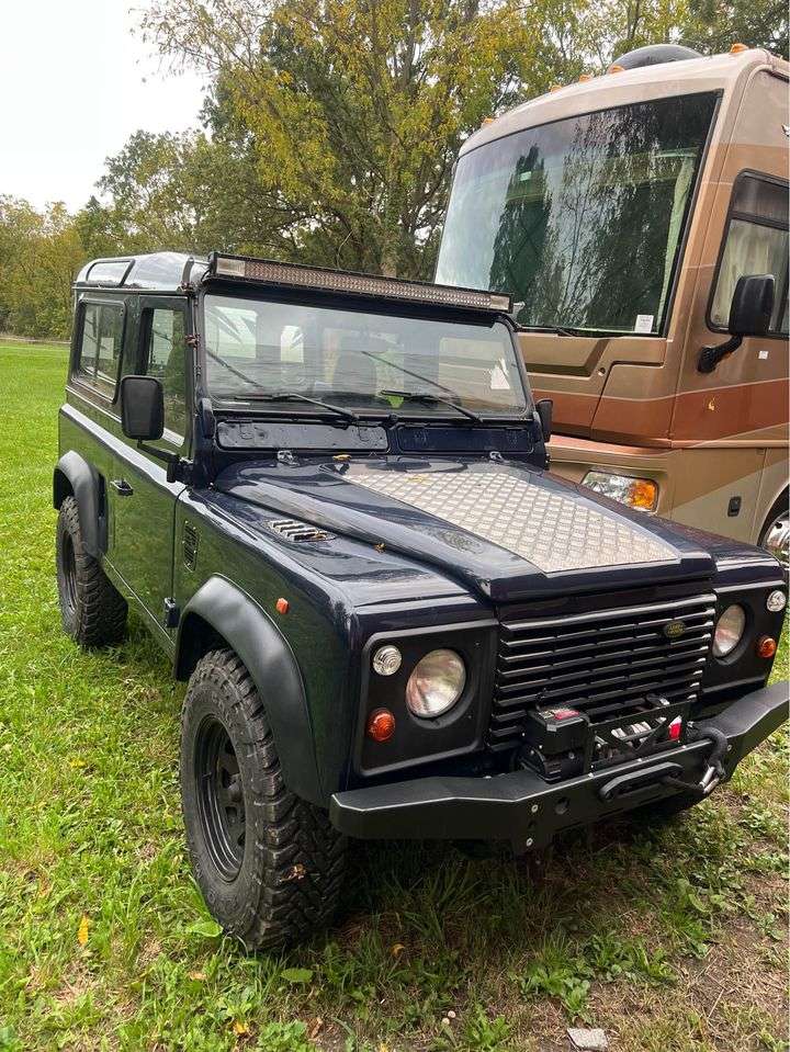1998 Land Rover Defender 90 LHD