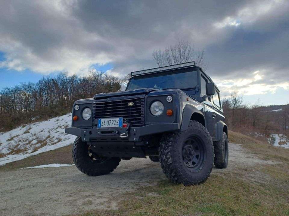1998 Land Rover Defender 90 LHD