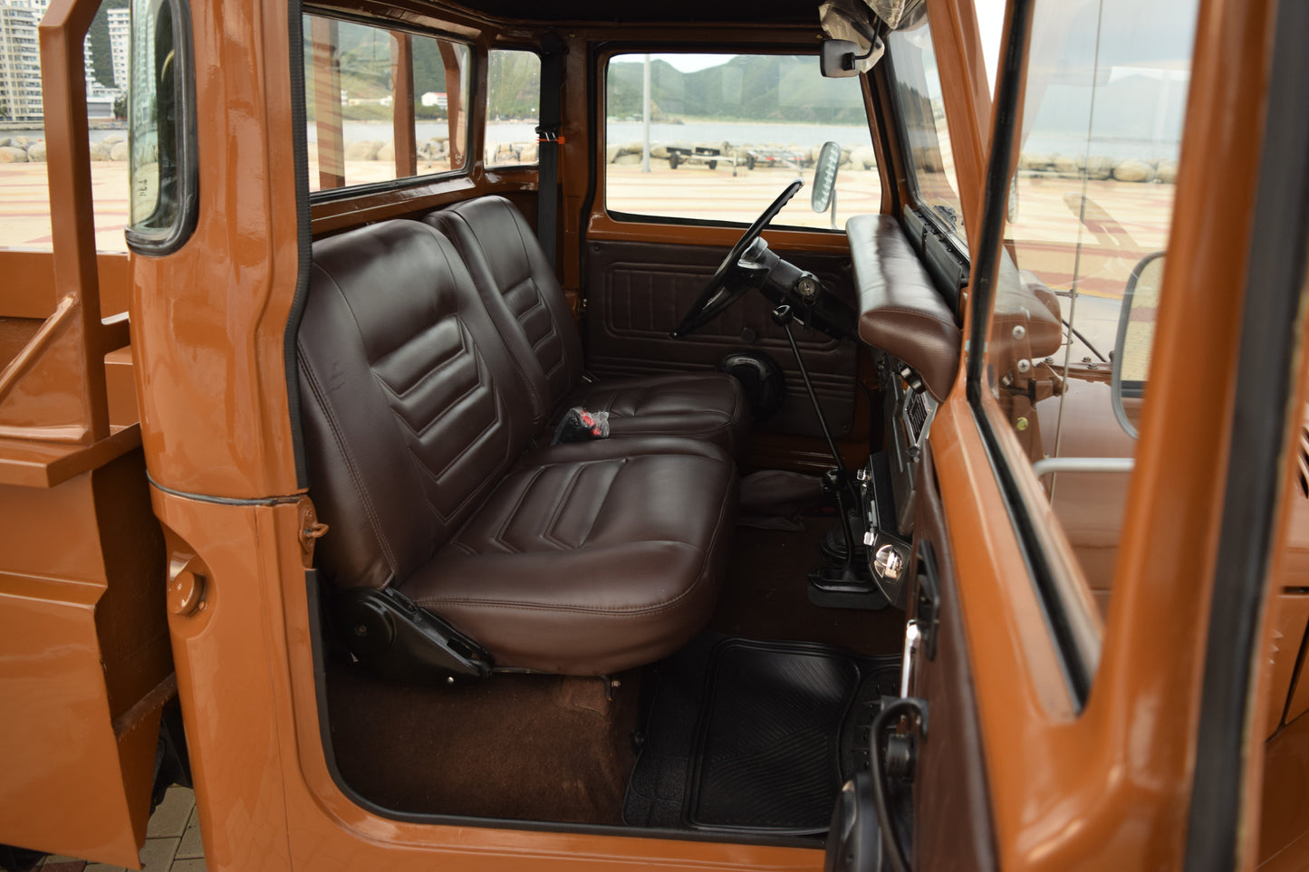 1981 Toyota Land Cruiser FJ45 Pick-Up