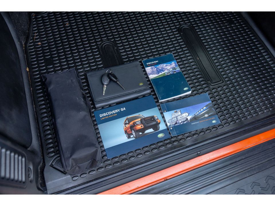 2004 Land Rover Discovery G4 Challenge